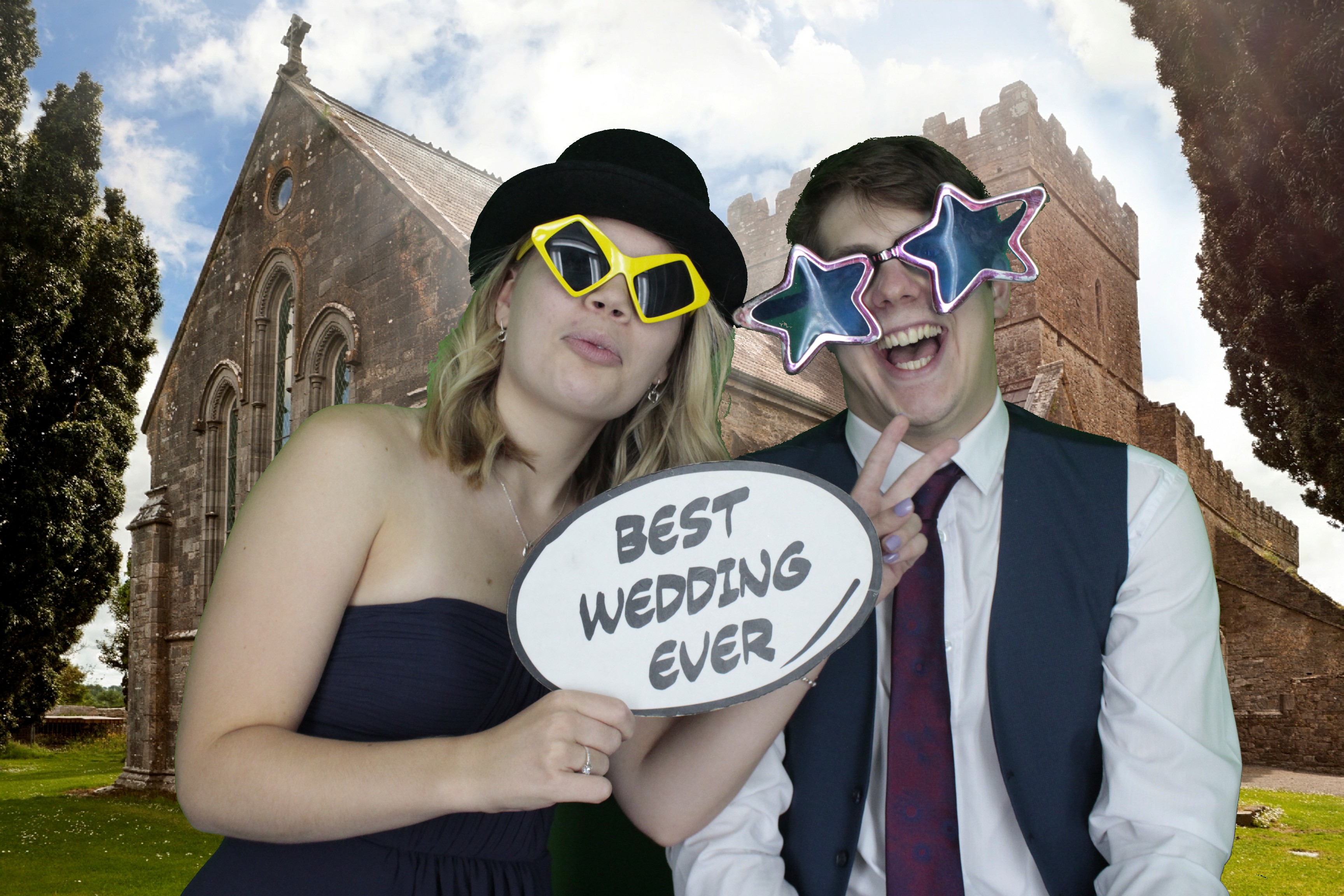Mr & Mrs Austine | View more photos from the event at gallery.myphotoboothexperience.co.uk/u/MyPhotoBoothExperienceLtd/Mr-Mrs-Austine